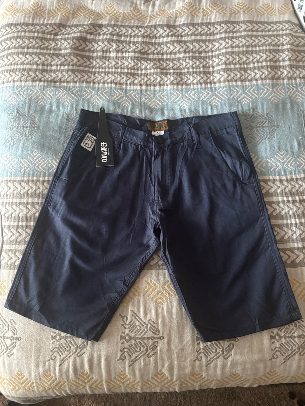 Coalatree Organic Cotton 10” inseam flat front shorts